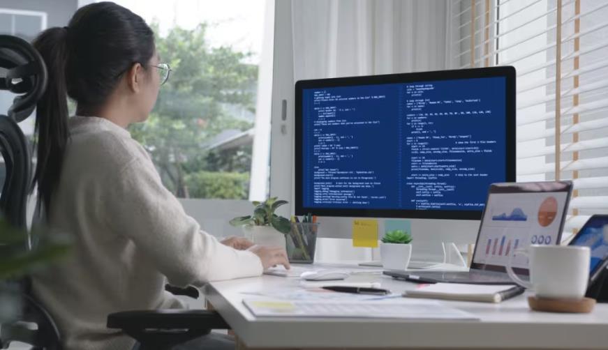永吉县企业数字化解决方案：机器学习赋能商业模式升级的核心路径